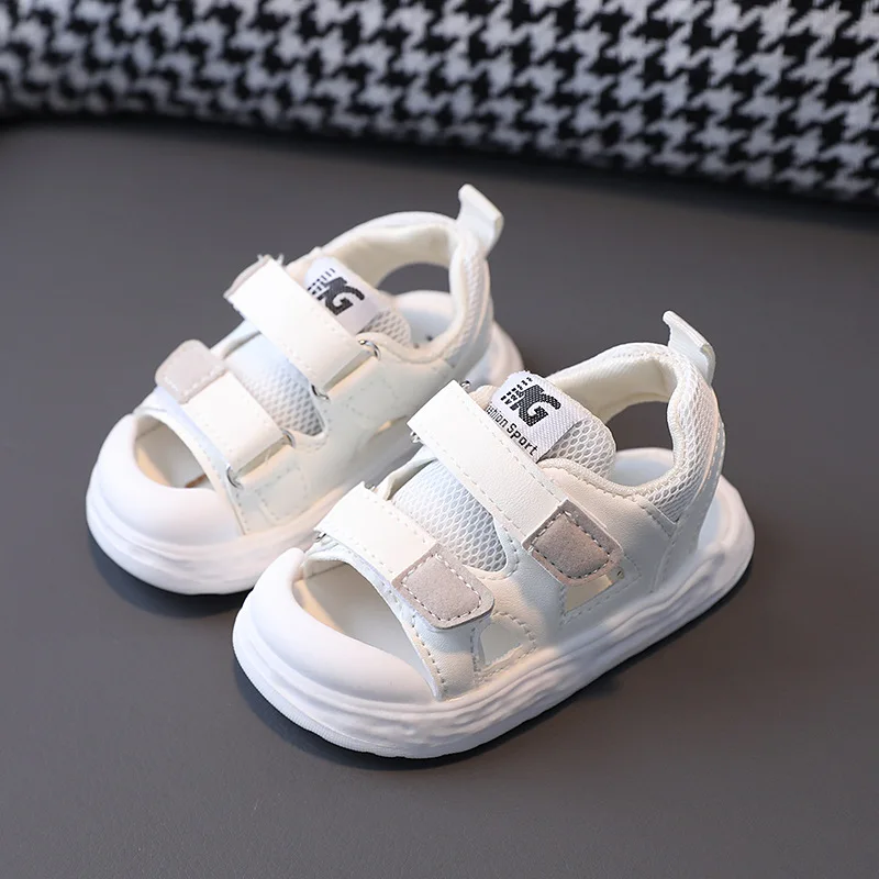 Sandalias antideslizantes de suela suave para hombres y mujeres, zapatos antideslizantes resistentes al desgaste para bebés y niños pequeños, nuevo estilo de verano