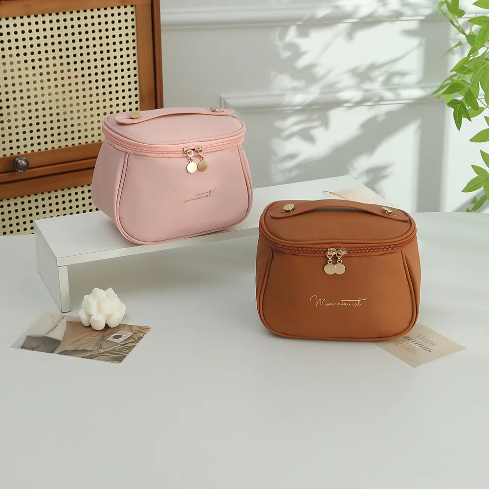 Large Capacity PU Leather Portable Portable Cosmetic Bag Internet Celebrity Same Ins Style Cosmetic Storage Luxury Makeup Bag