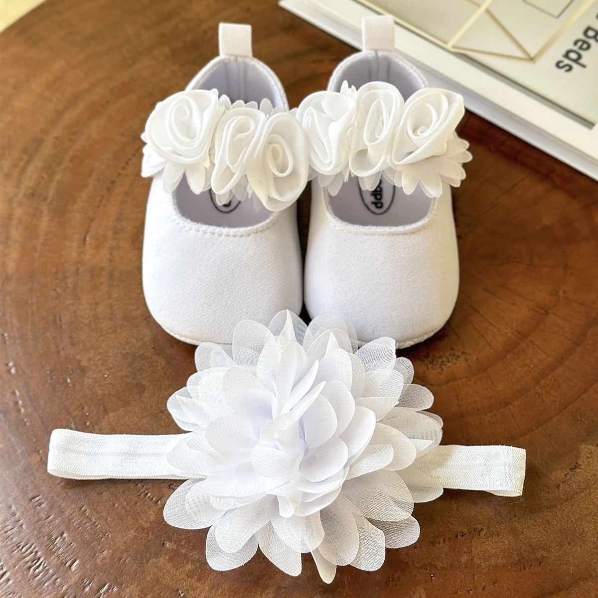 2pcs Baby Girls Flat Shoes With Flower Decor Princess Crib Shoes First Walker Shoes & Headband For Newborn Infant