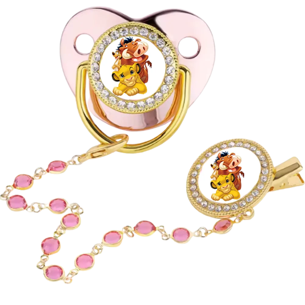 تم تصميم لهاية حديثي الولادة الجديدة للأطفال الذين يتميزون مناديل مبللة ومرايل لهاية وأغطية وكذلك هدايا للأطفال