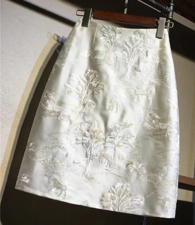 Summer Clothes Fashion Design High-end A- Line Skirt Floral Embroidery Commuting Elegant High-waist Slim-fit White Skirt Women