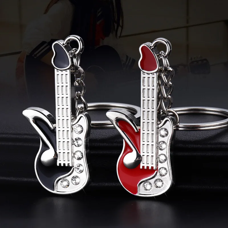 Y2k Guitar Key Chain for Men&Women Love Heart Key Chain Cool Trendy Mini Musical Instrument Pendant Rock Punk Vintage Accessory