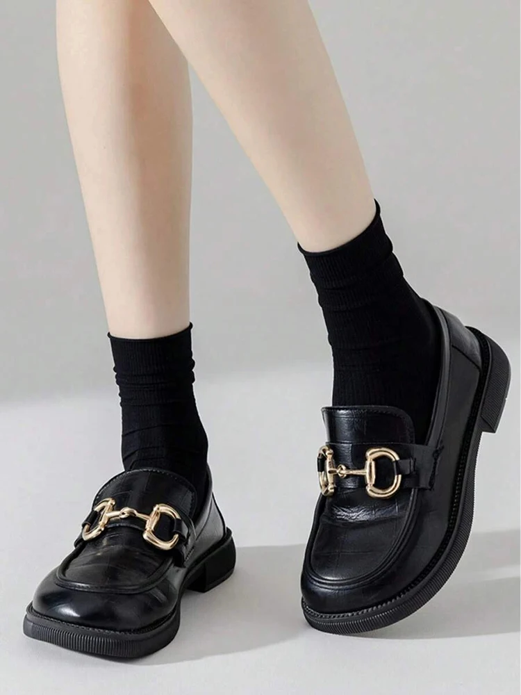 10 Paar mittellange Damensocken, trendige, vielseitige, schwarz-weiße, einfarbige, weiche, bequeme, leichte, atmungsaktive Freizeitsocken – Detail 6