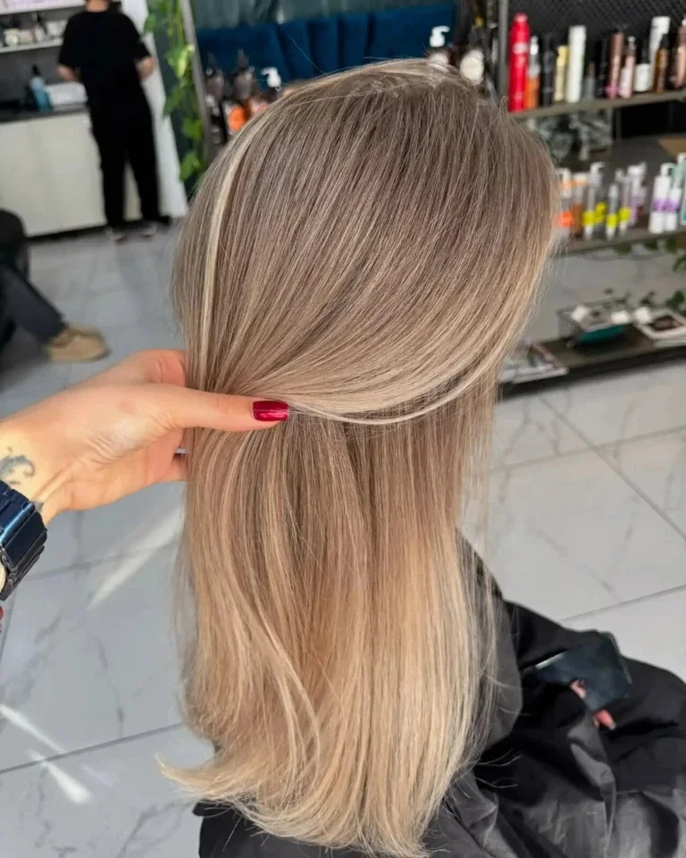 

Медовый блондин парики Ombre Прямой синтетический HD парик фронта шнурка Предварительно выщипанные натуральные волосы Термостойкие повседневная одежда для женщин