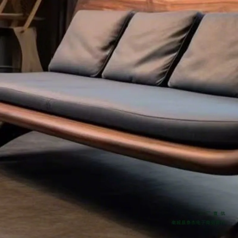 Canapé de style médiéval, salon en noyer clair, luxe, petit appartement, villa, canapé à rangée droite en bois massif