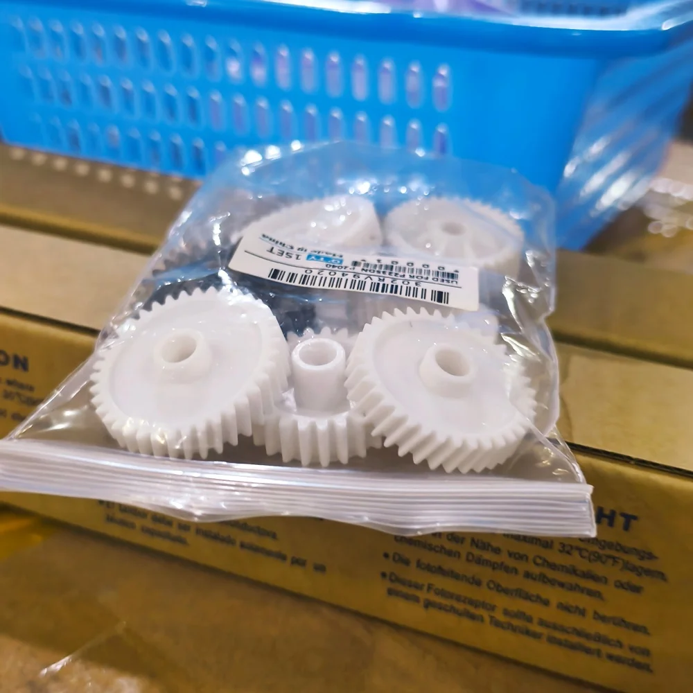 

1set FK-1150 Fuser Drive Gear for KYOCERA P2235 P2040 M2135 M2635 M2735 M2835 M2040 M2540 M2640 302RV94020