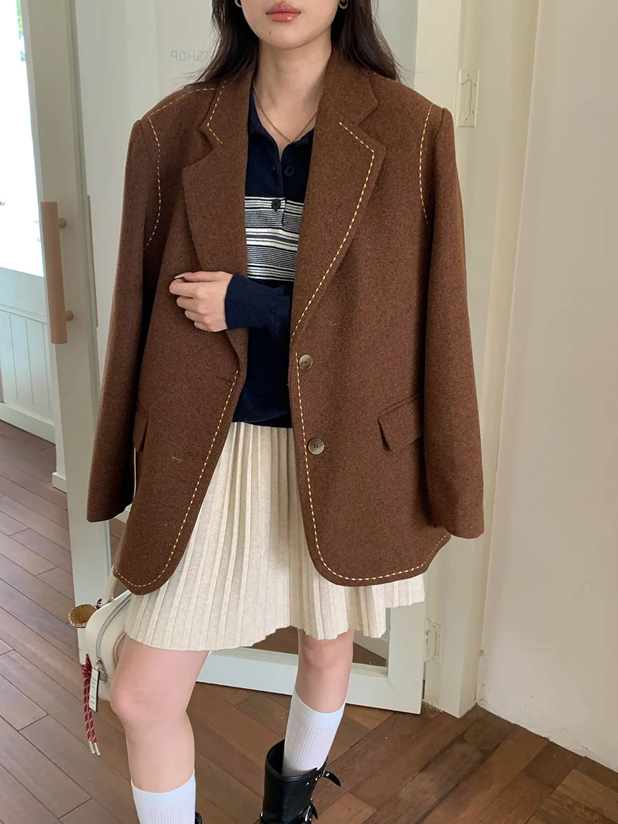 

Early Autumn New British Retro Clear Outer Stitching Woolen Suit Coat