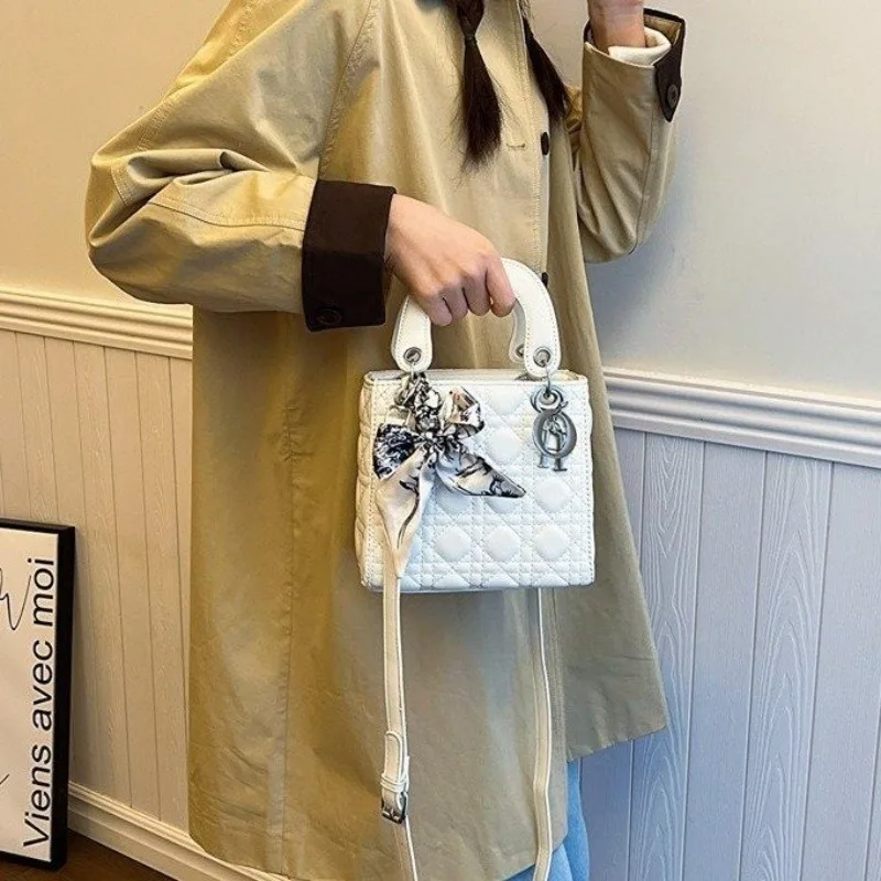 

Minimalist Crossbody Bag For Students Clean Lines Adjustable Strap Portable Daily Use Campus Style Handbag New