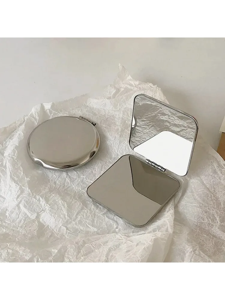 Miroir de maquillage Portable en acier inoxydable pour femmes, 1 pièce, poche à main, côté plié, cosmétique, petites formes