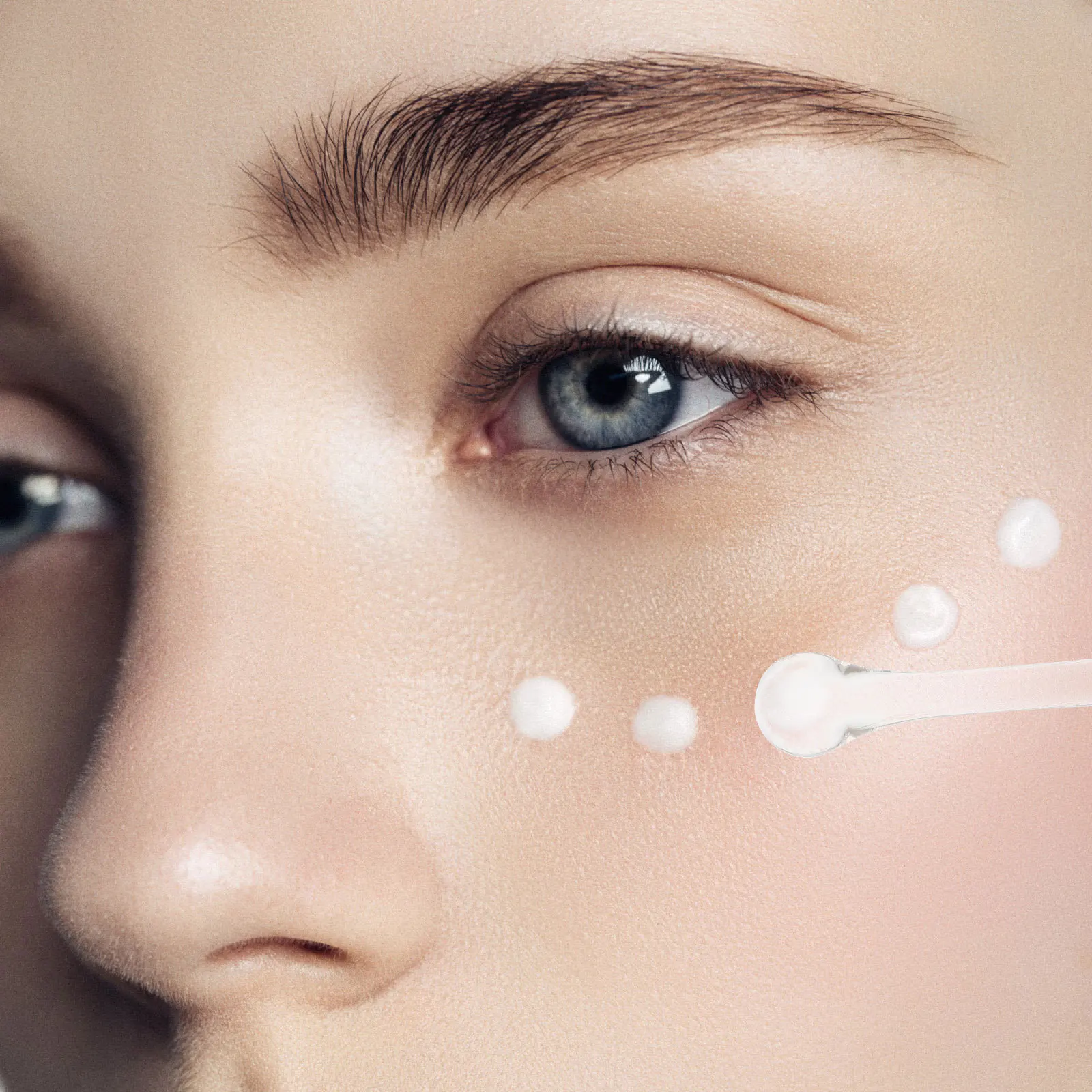 

5Pcs Eye Cream Massage Spoon Professional Eye Massager Tool Relieve Puffiness Dark Circles Wrinkles Tighten Skin Portable Facial