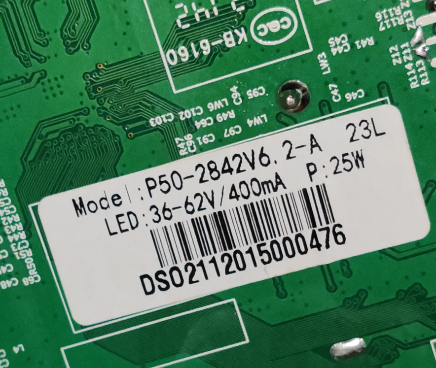 P50-2842V6.2 اللوحة الأم للتلفزيون ثلاثة في واحد، صورة مادية، تم اختبارها جيدًا، 74-82 فولت 300 مللي أمبير 25 وات أو 26-42 فولت 600 مللي أمبير 25 وات