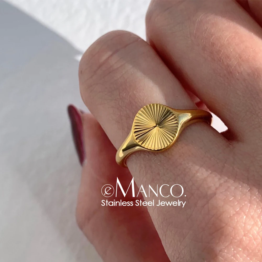 eManco Wave pierścionki ze stali nierdzewnej dla kobiet sygnet masywny pierścień kopułowy minimalistyczny Dainty RaysTexture koło biżuteria