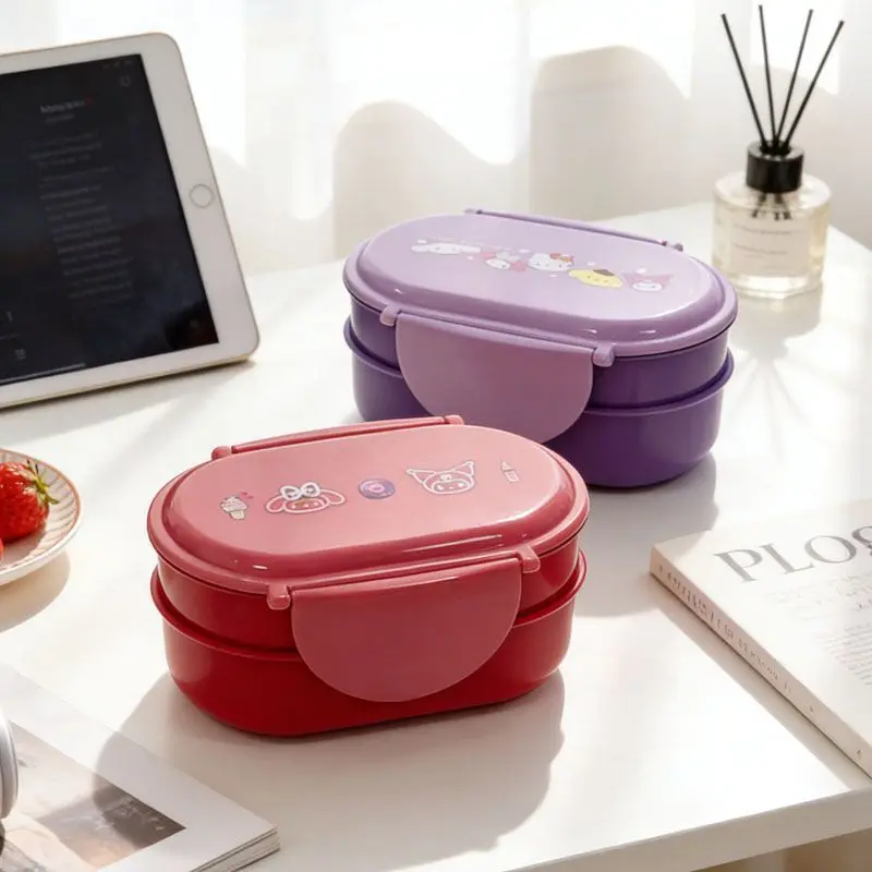 

Sanrio Cartoon Light Salad Lunch Box with Lid Office Worker Fruit Fresh-keeping Box Can Resist Microwave High Temperature.