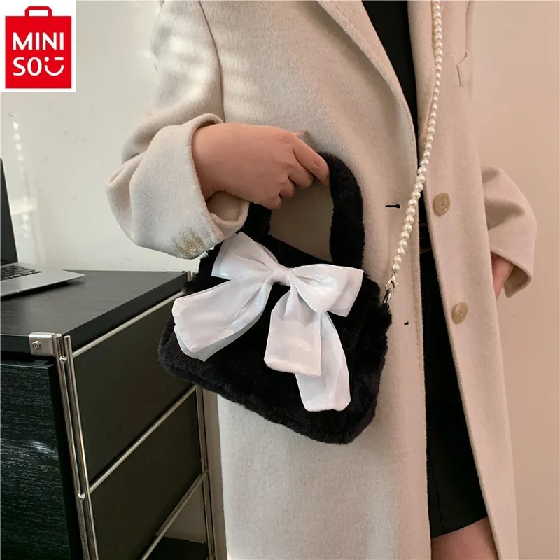 MINISO Disney Escape Princess Cute Bow Sweet Girl Plush Bag Commuter Plush Pearl Handheld One Shoulder Crossbody Bag