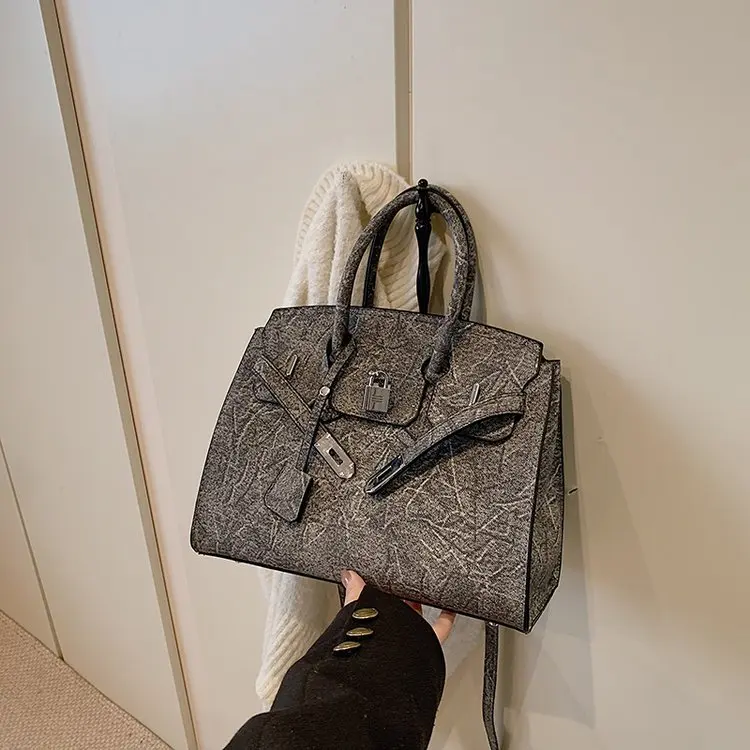 حقيبة كيلي الجديدة من قماش الدنيم لعام 2025 - محفظة كروس/كتف/حمل متعدد الاتجاهات، حقيبة يد بوهو أنيقة للنساء، عصرية ومتينة