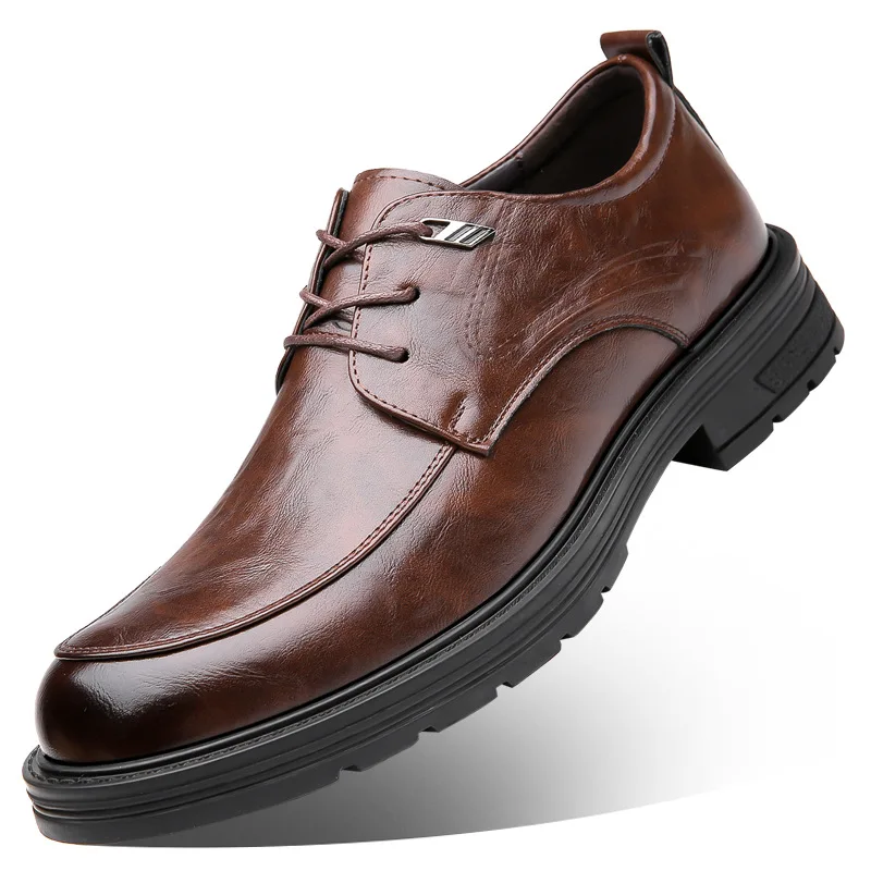 Zapatos de plataforma para hombre, zapatos de vestir de cuero de Color sólido, informales, a la moda, de lujo, para primavera y otoño