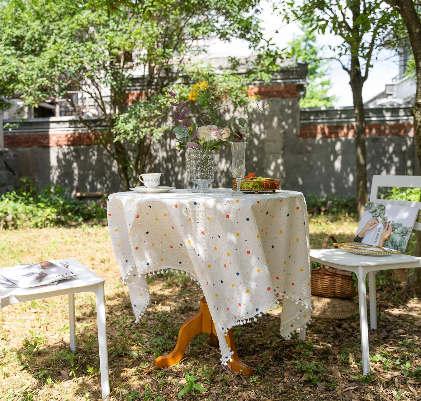 

Cotton Tablecloth Colorful Polka Dot Pattern Table Cloth with Tassel Washable Table Cover for Dinning, Farmhouse Decor