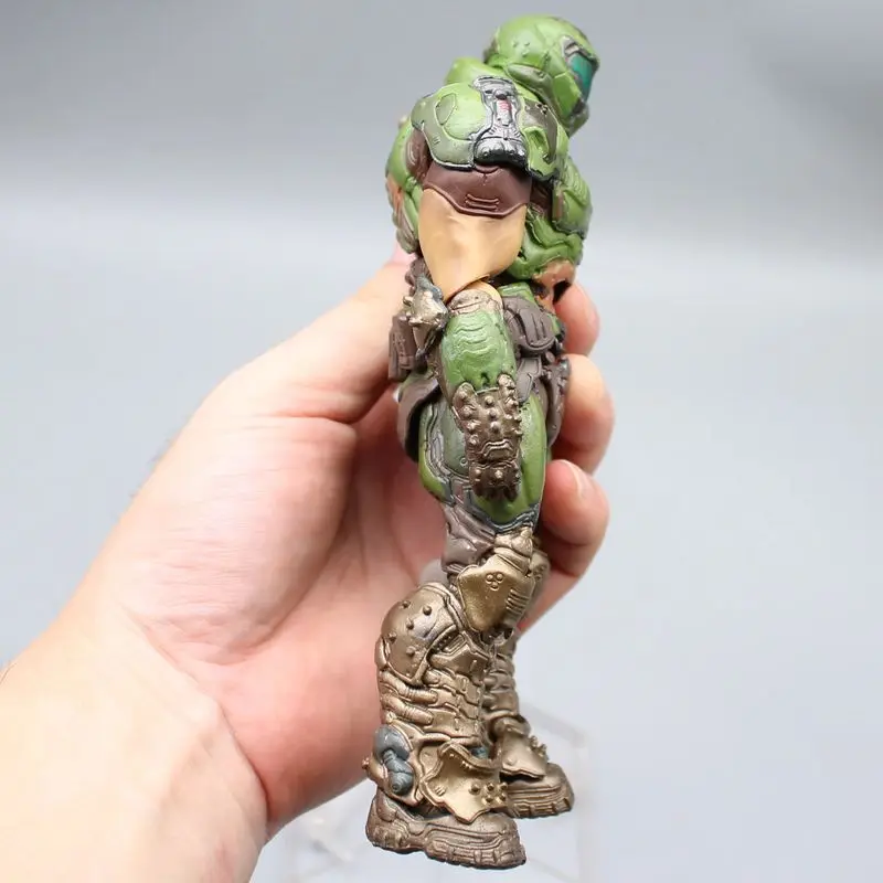 Figma Sp-140 17cm Doom Slayer Eternal Action Figure Anime Destroy Warrior Movable Model Statue Toy Gift for Collectors view 3