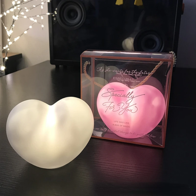 Romantyczny Led lampki nocne Love Heart Mini lampka nocna zasilany walentynki Sweetheart prezent Home sypialnia dekory ślubne