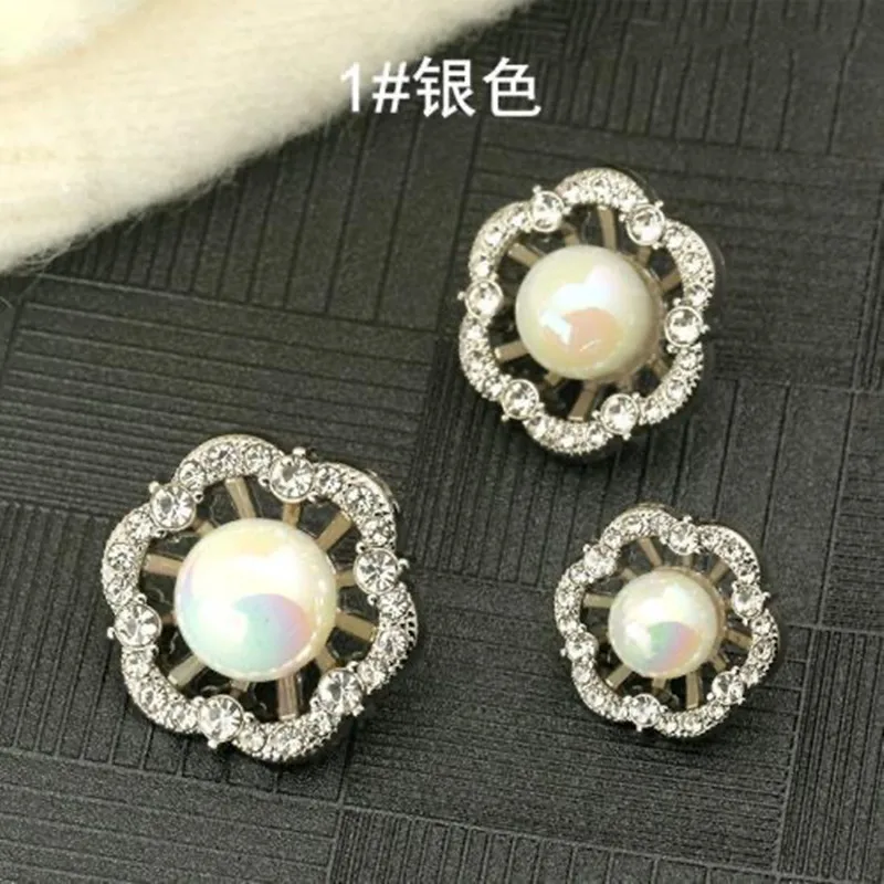 18/23MM 6PCS Of Pattern Cutout Diamond Pearl Metal Button Knitted Trench Coat Fashion Decorative Buckle