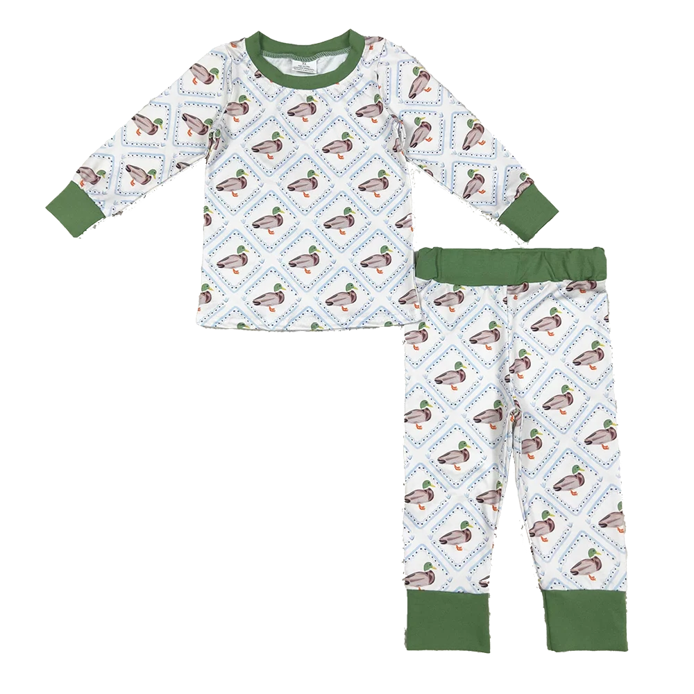 

Baby Boys Long Sleeves Green Ducks Plaid Top Pant Pajamas Sets