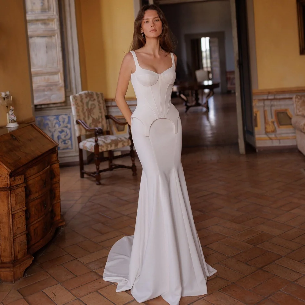 

V-neck Wedding Dress Sexy Spaghetti Strap Bridal Dress Charming Lace-up Sweep Train Bridal Gown Vestidos De Novia Customized