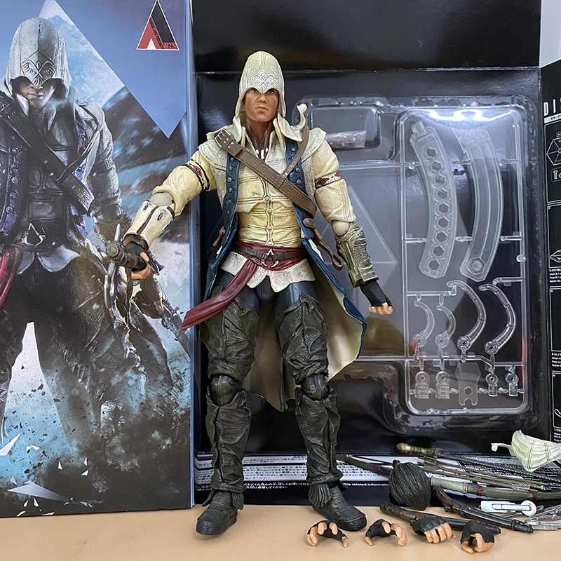 Play Arts Kai Connor Edward Kenway Action Figure Origins Game Character Joints Movable Model Toys 30cm Bookshelf Ornament