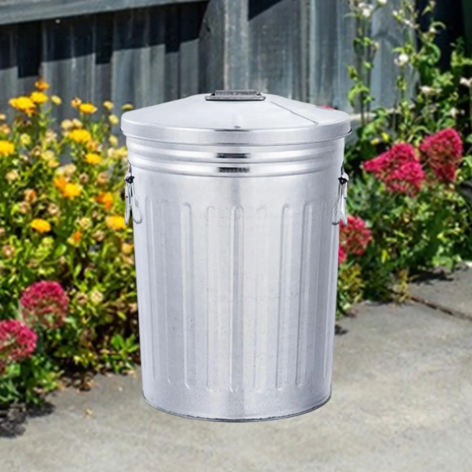 

8 Liters Outdoor Iron Garbage Can Bin with Lid Round Vintage Design Storage Container Rustic Sturdy Multifunctional