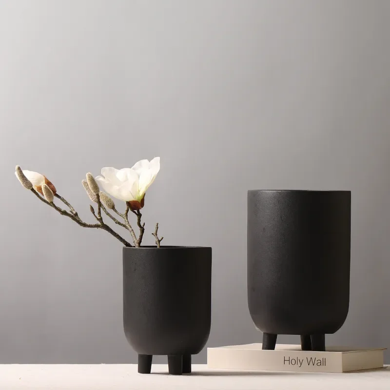 for Modern Minimalist Creative Ceramic Vase Three-legged Matte Black Decoration for Living Room Balcony Flower Arrangement