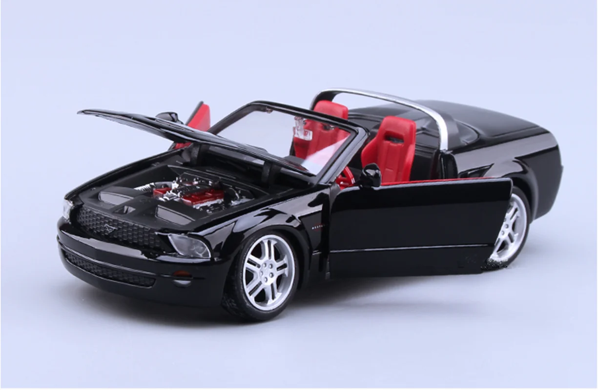 1:24 alloy convertible Mustang GT car model,quality car model ornaments,3 door car toy,children\'s car toys,free shipping