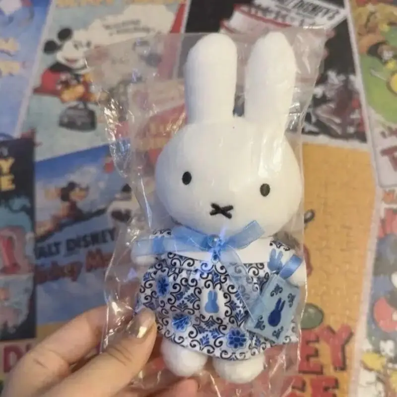 

Плюшевый брелок Миффи: милая мультяшная кукла в японской цветочной юбке, украшение для студенческого рюкзака, подарок на день рождения для девочек