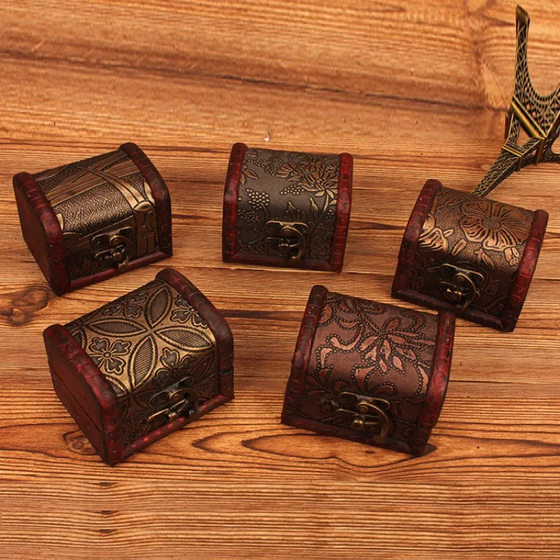 1pcs Vintage Box Storage Organizer Wooden Carved Jewelry Box Mini Desktop Ornament Case