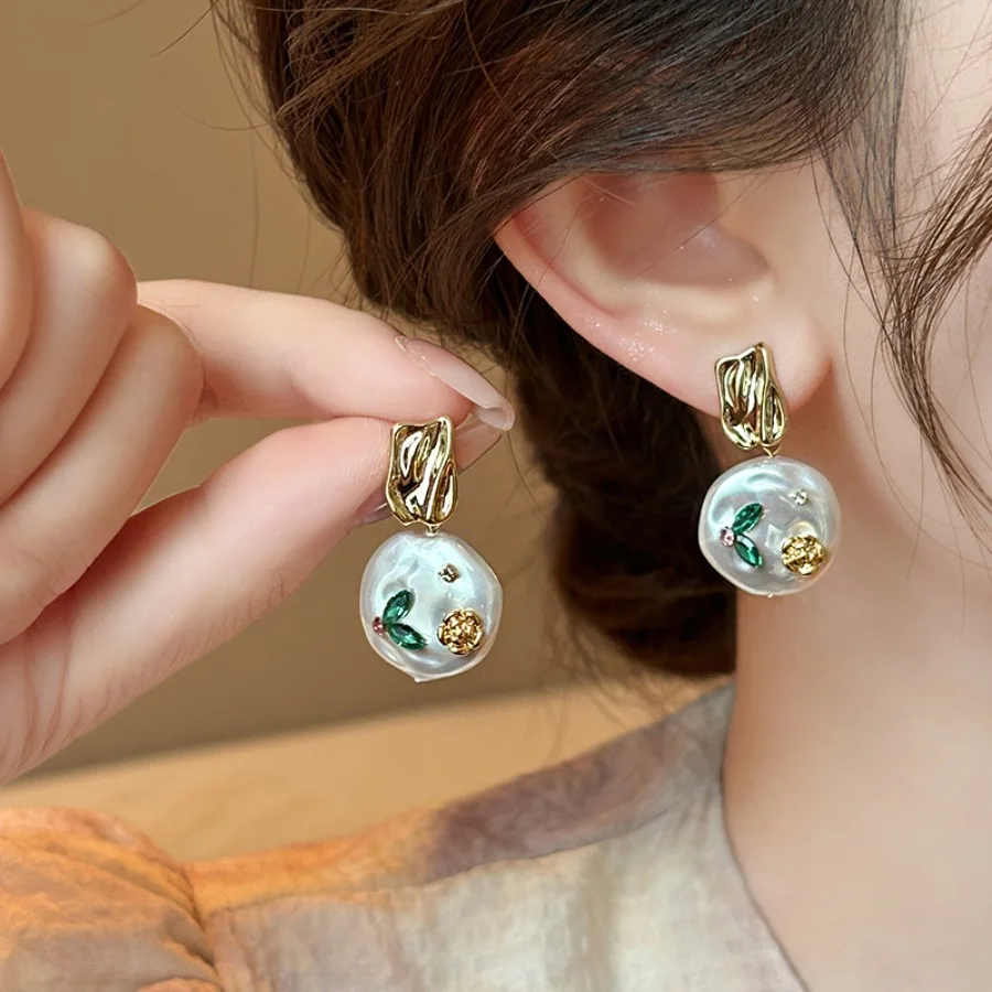 Korean Style Monet Garden Splices Pearl Flowers Unique Design Charm Earrings for Girls Jewelry.