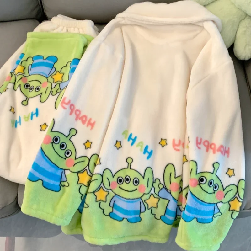 Disney-Pijama largo y cálido de franela de tres ojos para niño y mujer, cárdigan con solapa gruesa de lana, conjunto de ropa de descanso informal, invierno