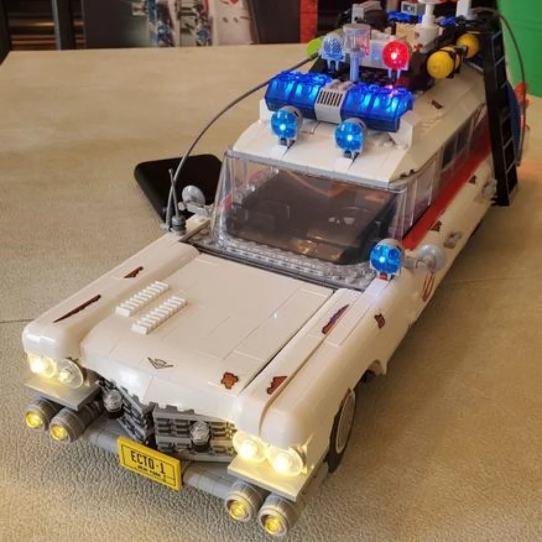 

2352 детали конструктора GHOSTBUSTERS ECTO-1 10274: Креативная модель автомобиля для сборки, игрушка для детей, рождественский подарок