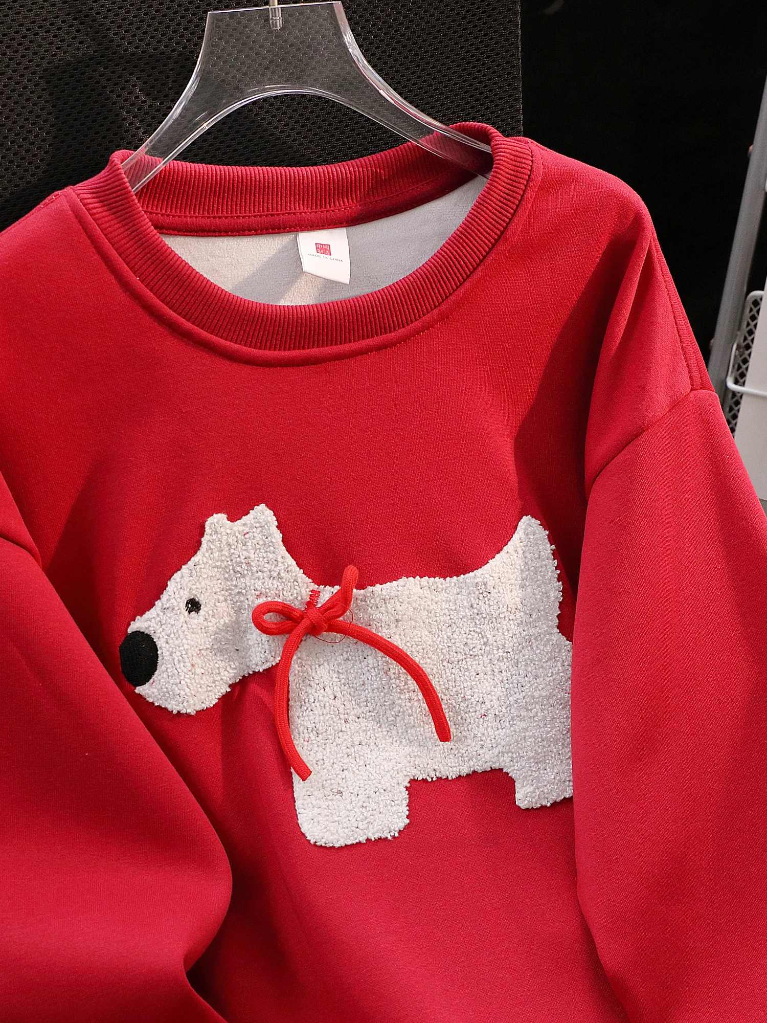 Otoño Invierno rojo bordado dibujos animados perro sudadera mujer suelta redonda Ne Sudadera con capucha Fce forrado Thiened Faionable Top