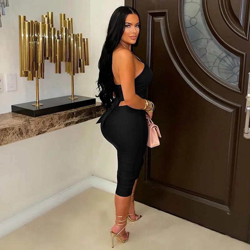 STYLISH LADY Metal O Ring Halter Cut Out 2 Piece Set Cross Wrap Crop Top Ruched High Waist Capri Pants Sexy Club Bodycon Outfits view 4