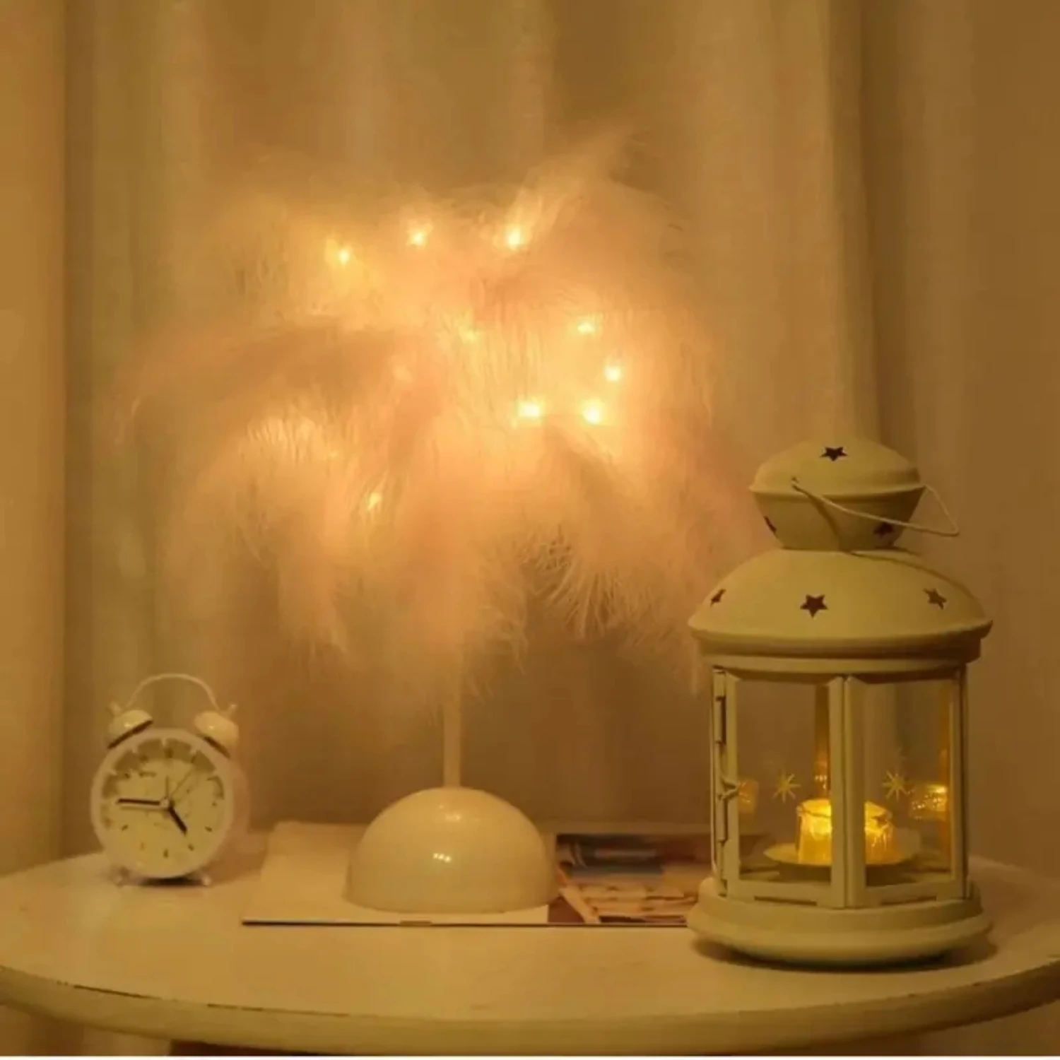 Romantic Feather Table Lamp - Bedroom Decorative Light - Night Lighting - Ideal Gift - 1PC