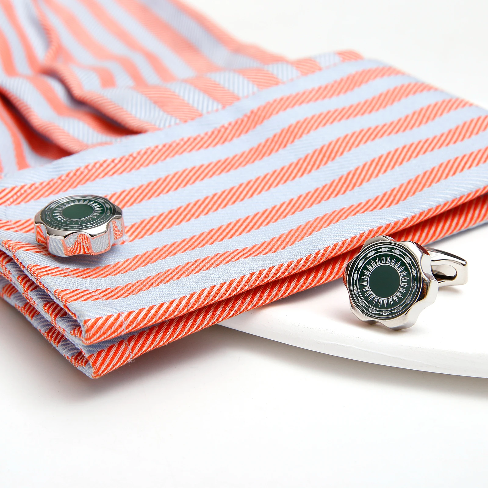 Cufflinks for Men TOMYE XK23015 Fashion Casual Green Button Wholesale Tuxedo Formal Dress Shirt Cuff Links Gifts Jewelry