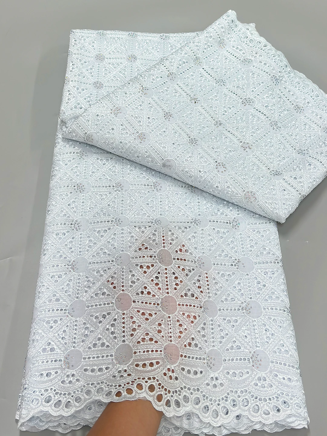 African Pure Cotton Lace Fabric with Stone 2025 Swiss Voile in Lace Switzerland For High Quality Nigerian Woman Party Clothes