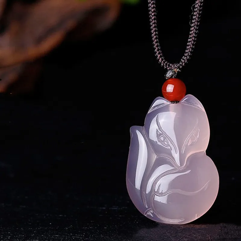 Brazil Agate Chalcedony Fox Pendants for Men and Women Recruit Peach Blossom Anti-small Three Pendants