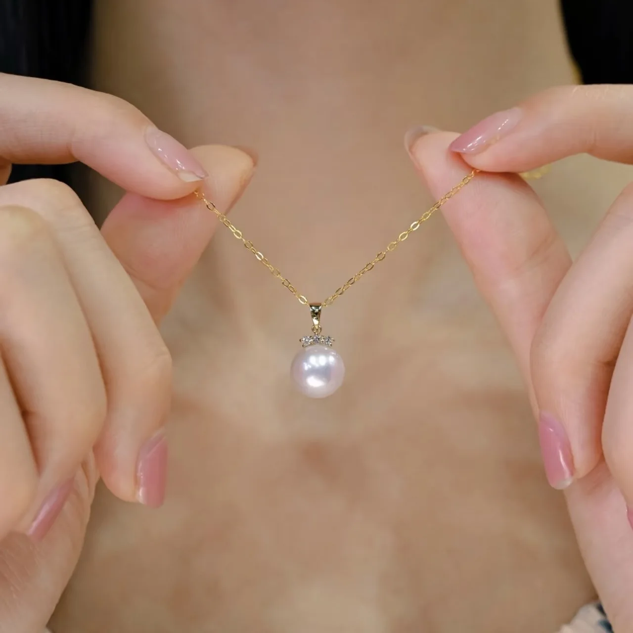 

Ожерелье с подвеской из натурального морского жемчуга Акойя, блеск Авроры 8-9 мм, роскошь из 18-каратного золота (с серебряной цепочкой)