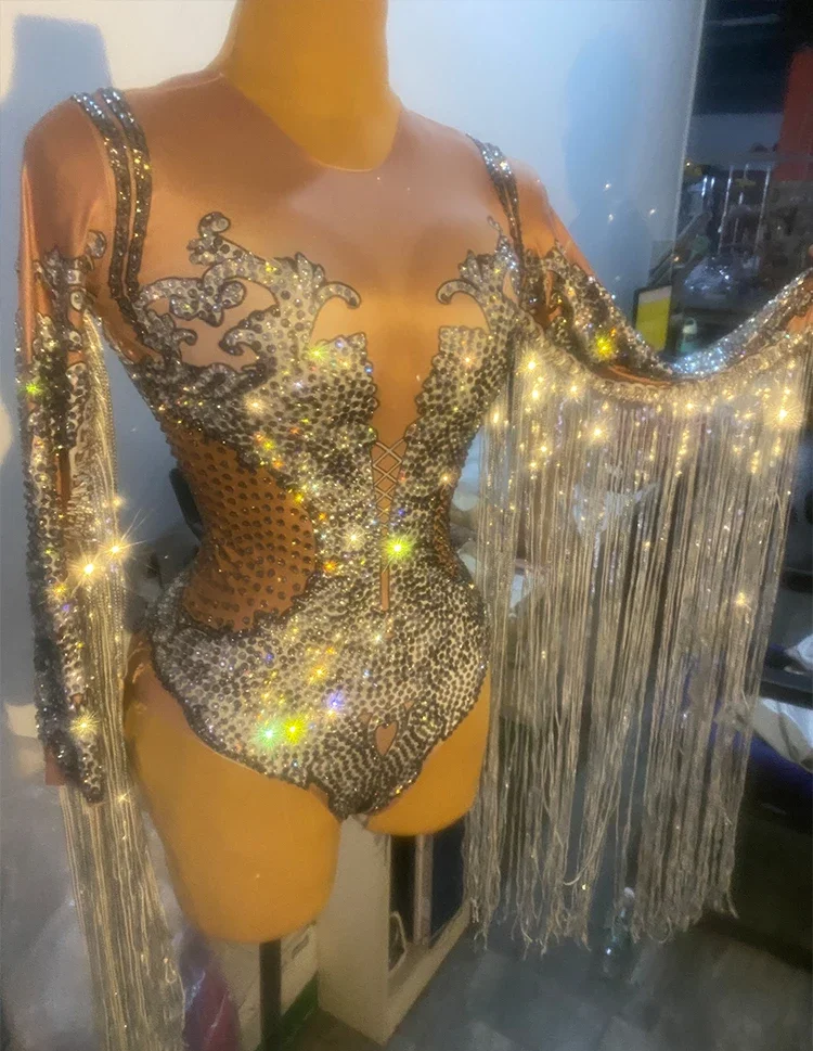 Bodysuit feminino com lantejoulas, strass prateado, macacão franjas de dança latina, traje de palco, macacão com lantejoulas, desgaste de clube, cantor, desgaste borla