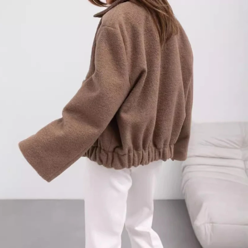 

2025 Autumn and Winter Fashion Solid Color Pocket Single-breasted Women's Jacket Street Wind Coat