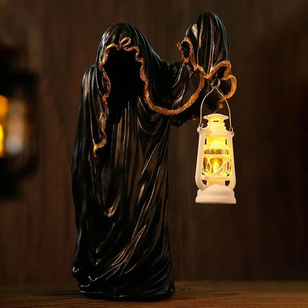 

Vintage Resin Hell Mailman Lantern Scary with Lantern Hermit Resin Statue Decorative Halloween Ghost Lantern Fireplace