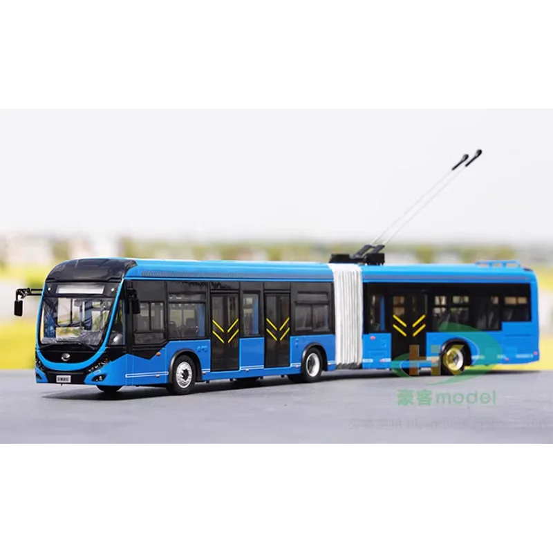 

Diecast 1: 42 Scale Yutong Shuangyuan Tram Articulated Bus Model Alloy ABS Vehine Model Finished Simulation Collection Gift Toys