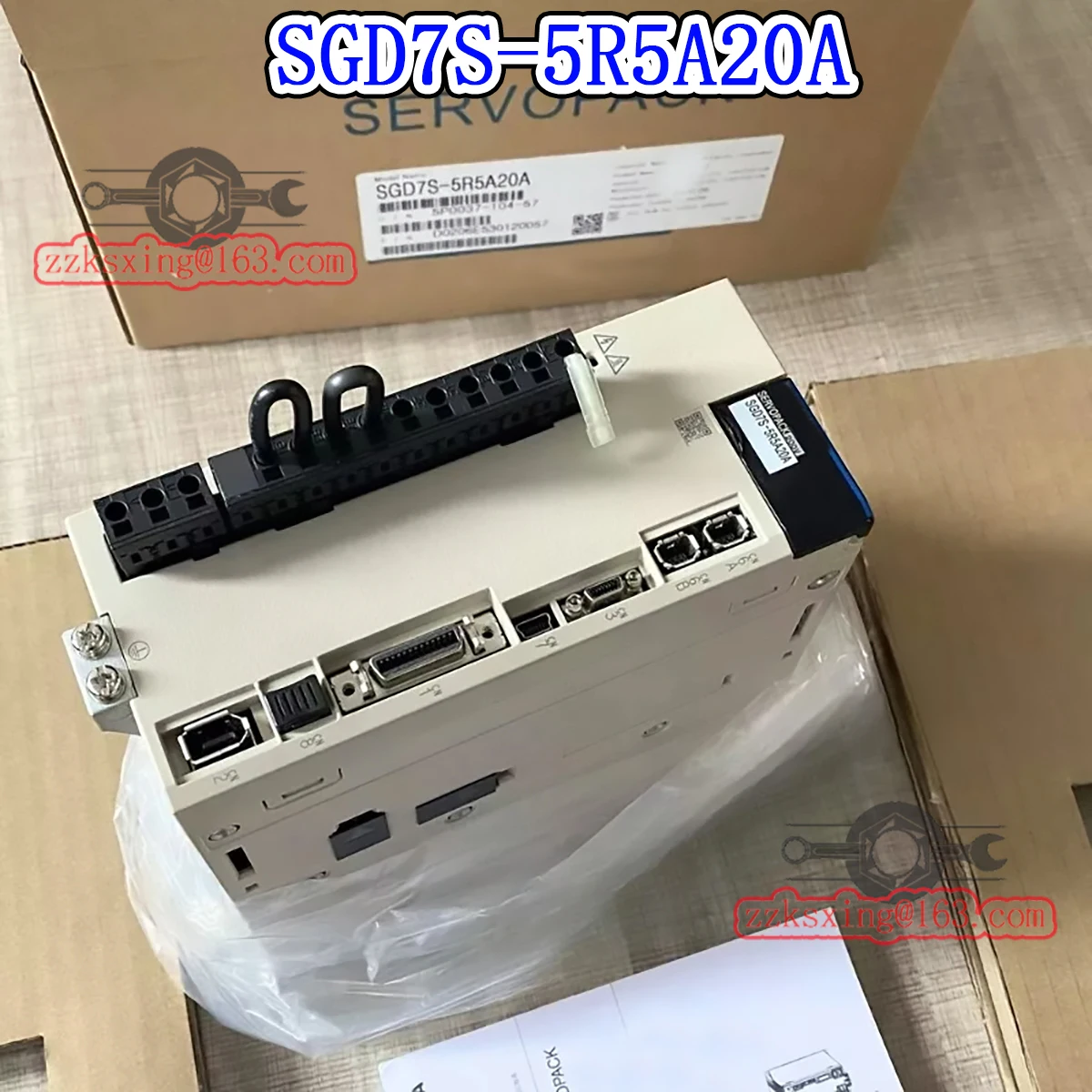 

Совершенно новый SGD7S-5R5A20A, оригинальный сервопривод переменного тока в коробке, быстрая доставка