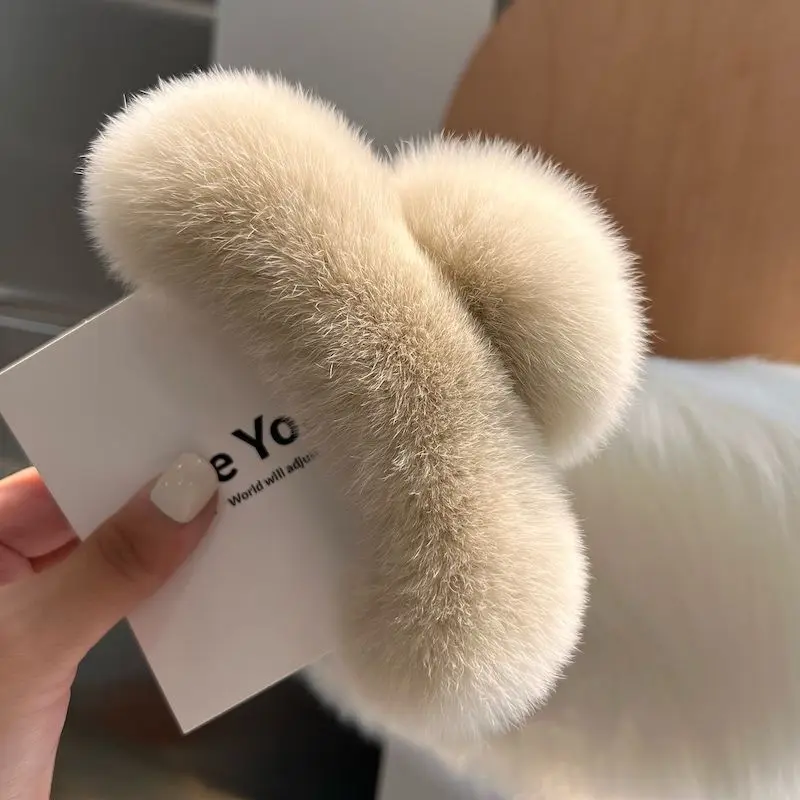 New Hairpin Cute Plush Rex Rabbit Fur Hair Claw Women Elegant Temperament Real Rex Rabbit Fur Hairgrips Fashion Hair Accessories