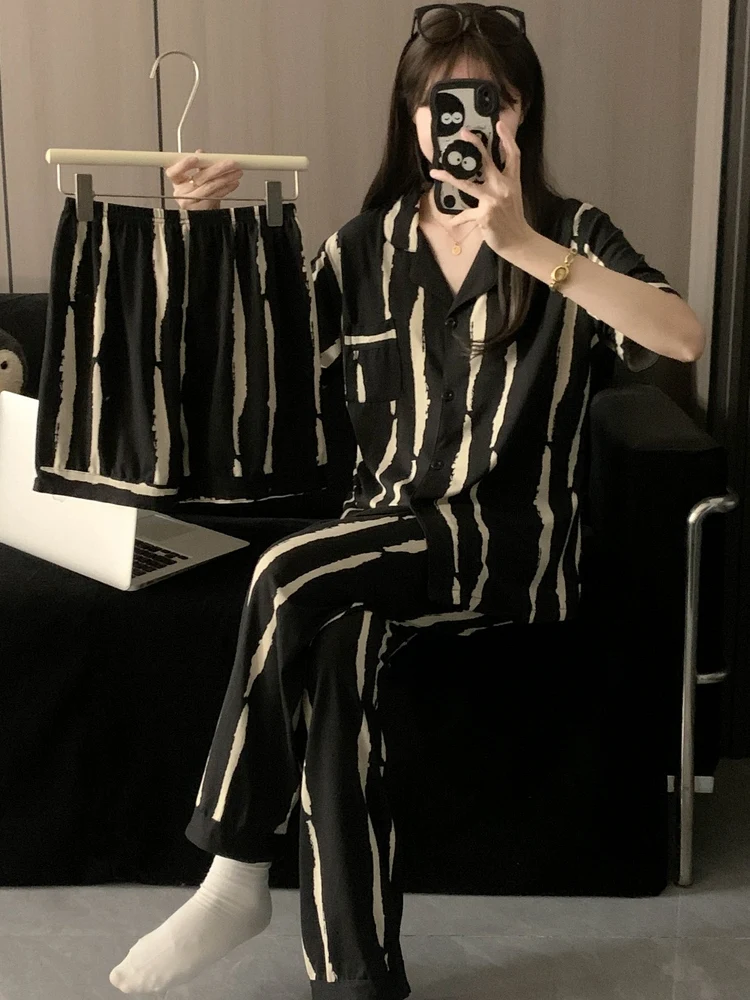 

New Couple Spwear Women's Men's Cotton Striped Tee-Piece Set Simple Bla White Pattern Comfortable Home Clothes