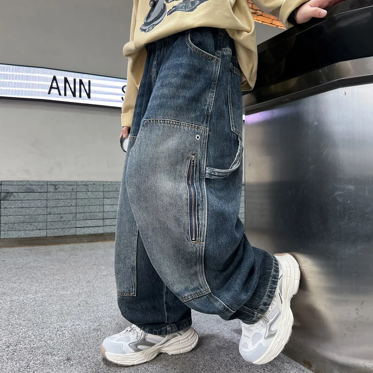 2026 New Boys Jeans Spring Autumn Loose Cargo Pants Trendy Cool Streetwear Long Trousers for Big Kids Casual Denim Pants